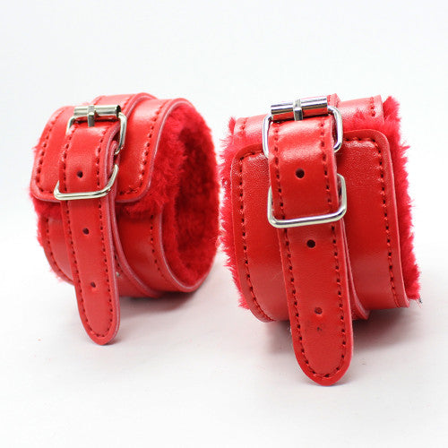 Beginner couple's Red Bondage Set of 7 pcs