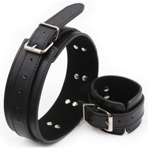 Naughty Toys Thigh and Wrist Bondage restraints
