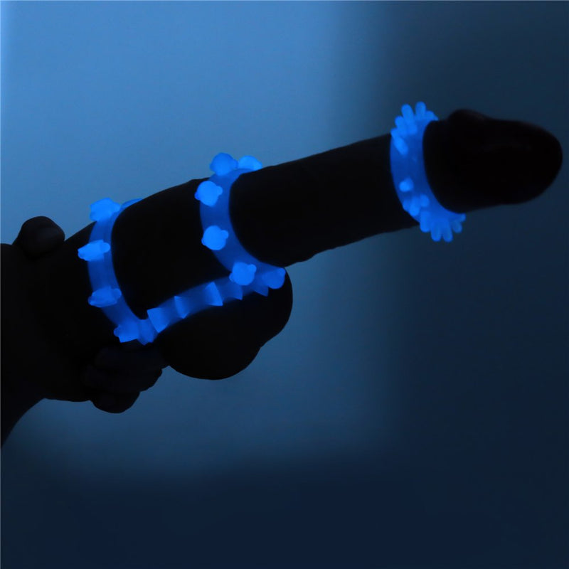 Lovetoy Lumino Play Set of 4 Penis Rings – Blue Glow